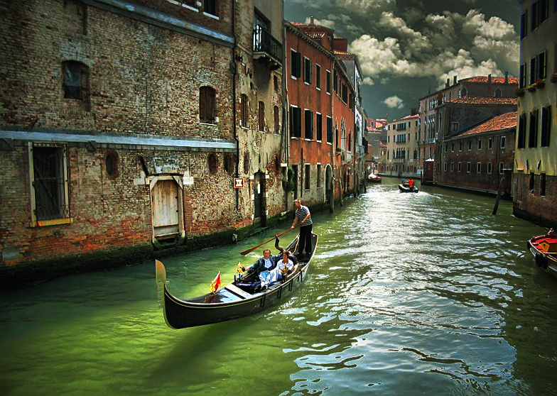 《威尼斯的小艇》ppt课件