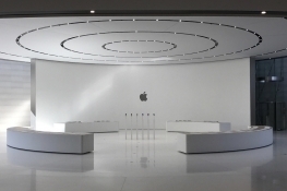 苹果为提高iPhone X销售量 可能要降价？