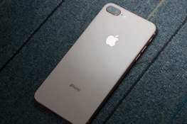 风光不再！iPhone 8 Plus如今仅售5499元