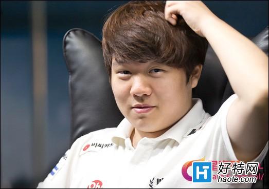 LPLְҵֽ׶ սCarry̵