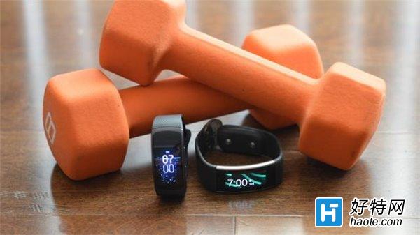 ֻļǿGear Fit2΢Band 2