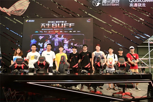 ChinaJoyֱֳROGϷֻ2ԳΪչеġǡƷ