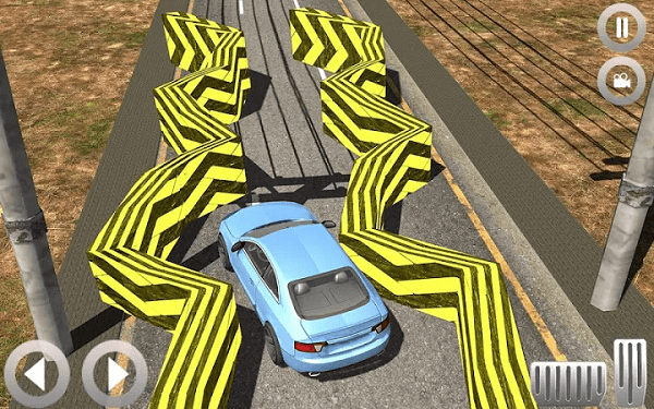 ·ײhighway crash car raceϷV1.5 ׿